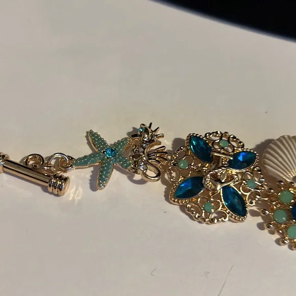 Starfish gorgeous beach themed bracelet NWT - Picture 5 of 6